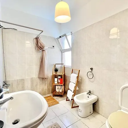 Paulo By Your Madeira *