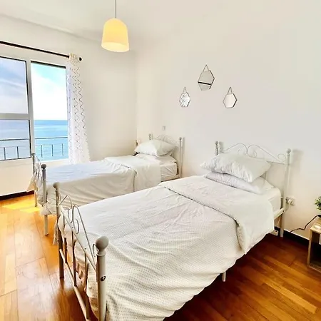 Paulo By Your Madeira *