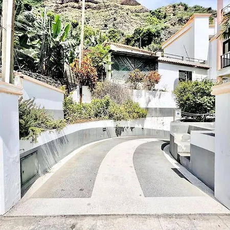 Paulo By Your Madeira Апартаменты Понта-ду-Сол