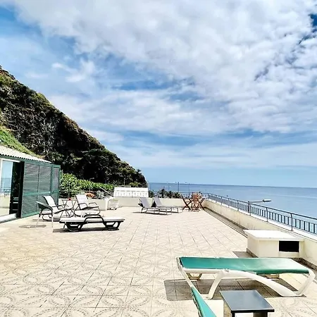 Paulo By Your Madeira *